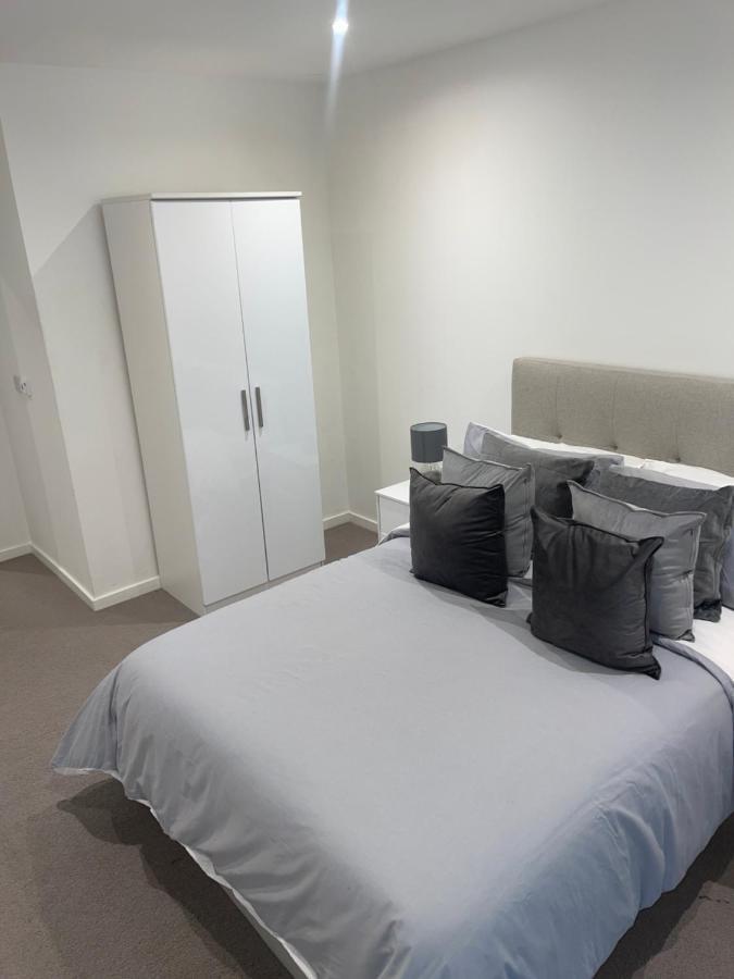 Immaculate 2Bed Apartment In London- City Views Екстериор снимка