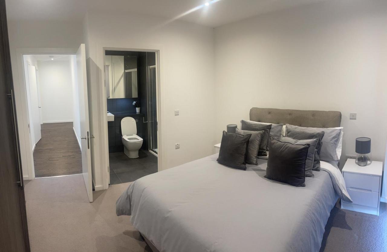 Immaculate 2Bed Apartment In London- City Views Екстериор снимка